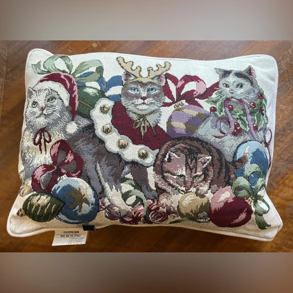 Christmas Throw Pillow 18